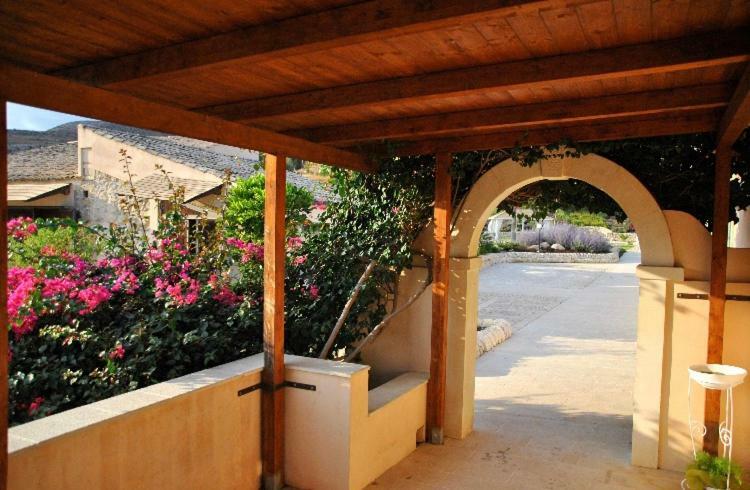 Antica Masseria La Fiumara Bed & Breakfast Noto Luaran gambar